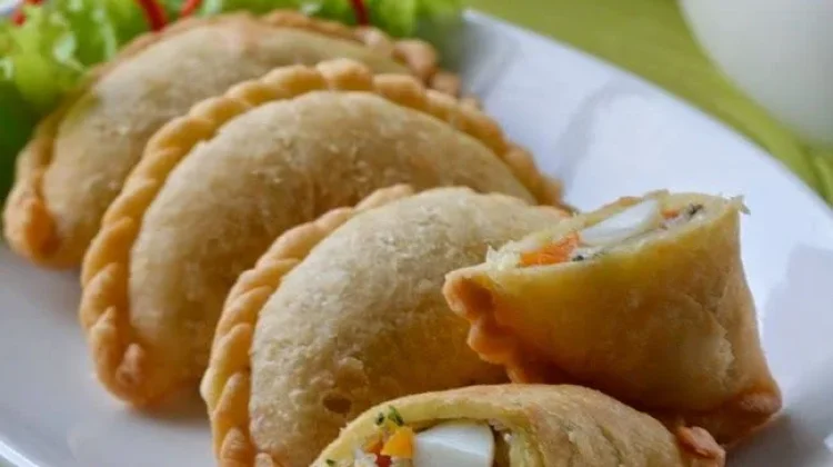 Pastel, Camilan Renyah dengan Jejak Sejarah dari Eropa ke Nusantara