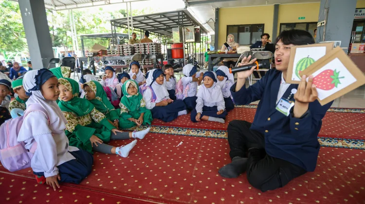 Program RICH Gratis Bahasa Inggris di Surabaya Bikin Anak Lebih Percaya Diri