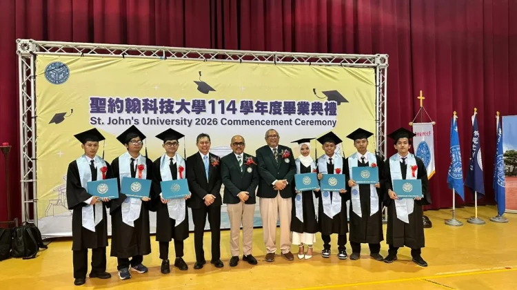 Tujuh Mahasiswa UNUSA Lulus Program Internasional di Taiwan