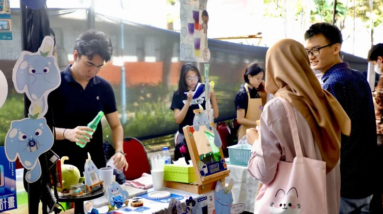 UnnoFest Ubaya Sinergikan Inovasi Mahasiswa dan Keberlanjutan Sosial