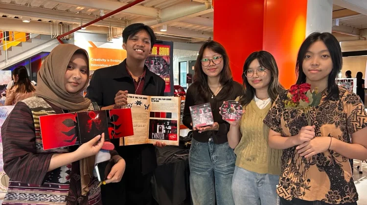 Mahasiswa UC Angkat Emosi Gen Z lewat Pameran Visual