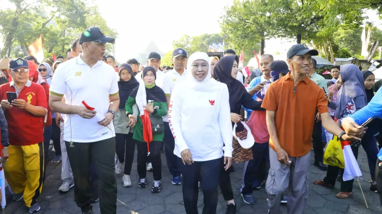 Gubernur Khofifah Ajak Masyarakat Ikuti Jalan Sehat Tahun Baru Islam 1448 H