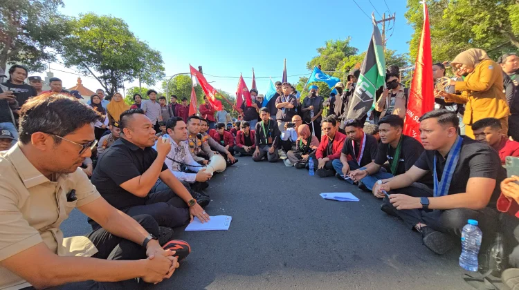 Komisi A DPRD Surabaya Apresiasi dan Siap Kawal Aspirasi Mahasiswa