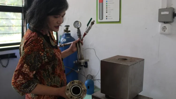 Profesor ITS Ubah Limbah Aluminium Menjadi Sumber Energi Hijau