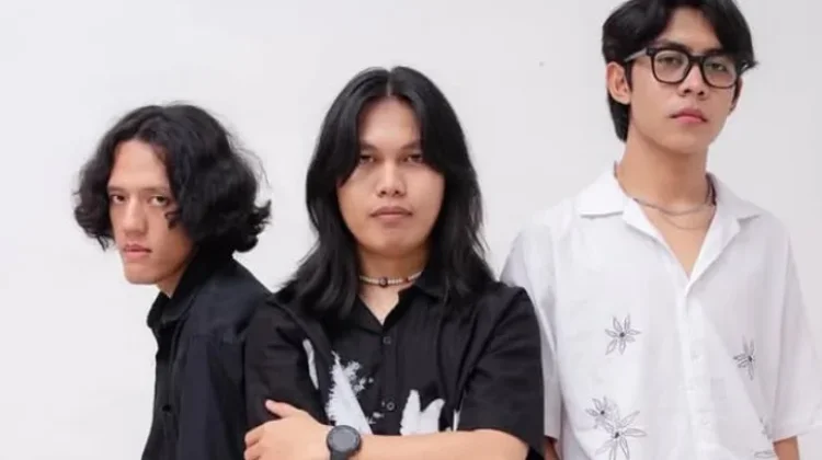 Band Foey Merilis  Single berjudul “Bad Best Buddy”