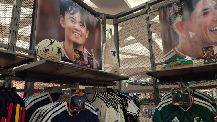 Demam Piala Dunia 2026, Penggemar Bola Berburu Jersey Original Tim Favorit