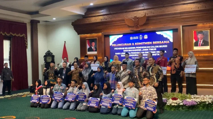Pemprov Jatim Berkomitmen Putuskan Rantai Kemiskinan Melalui “Jatim Cerdas”