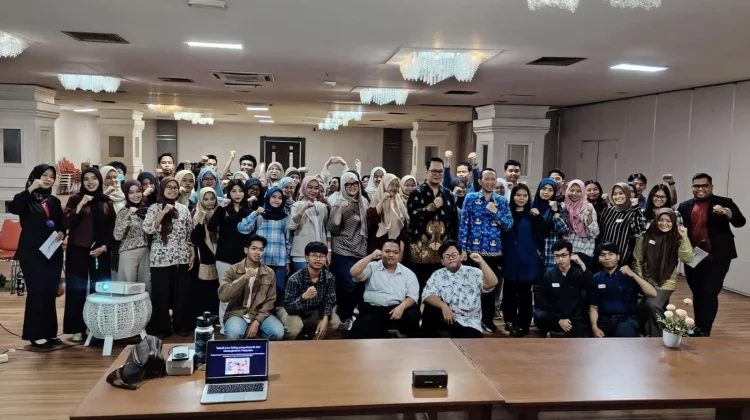 Pelatihan Kewirausahaan Digital Cetak Wirausaha Muda Surabaya