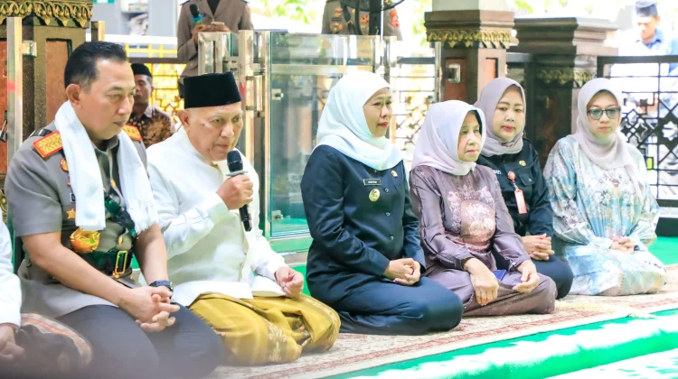 Khofifah Dampingi Kapolri Ziarah Tokoh Bangsa jelang Hari Bhayangkara
