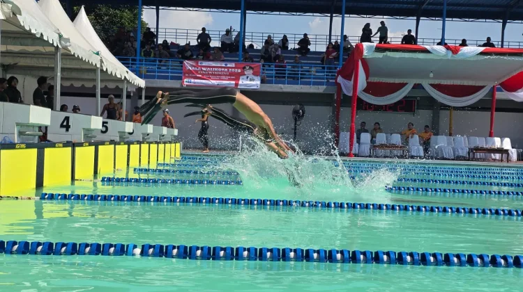 Ratusan Atlet Ikuti Piala Wali Kota Finswimming Surabaya 2026