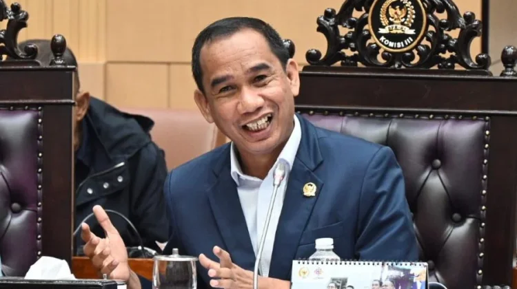 Usai Hotel Sultan, DPR Dorong Penertiban Lapangan Golf Senayan Ottolima
