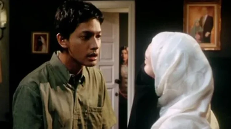 Ayat-Ayat Cinta 1: ketika Novel dan Film Punya Perbedaan