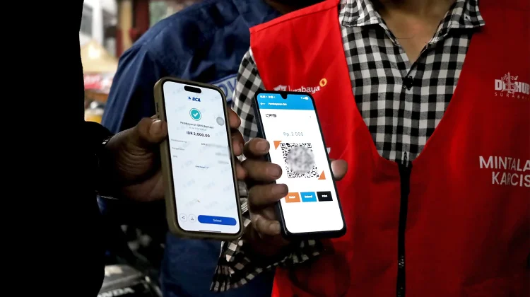 Dishub Surabaya Hentikan Karcis Parkir, Wajibkan Transaksi Digital dan Voucher