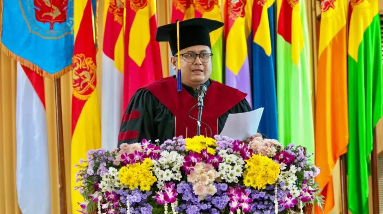 Guru Besar Ubaya Masuk Top 5 Persen Peneliti Dunia