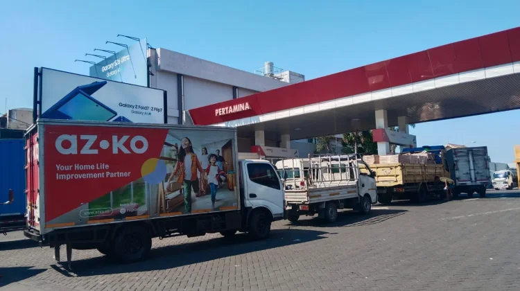 Pasokan Solar Tersendat, Antrean SPBU Mengular di Sidoarjo