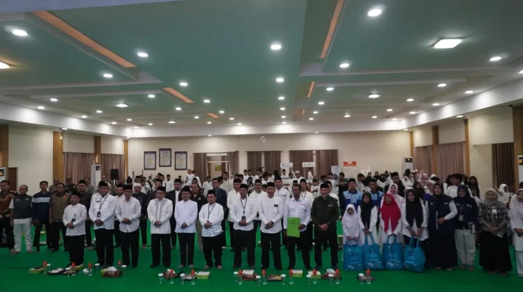 22 Ribu Anak Yatim Jatim Terima Bingkisan Lebaran Muharram