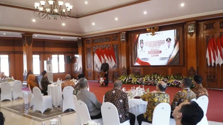 Peserta PKN LAN RI Dalami Penyusunan Policy Brief Kota Mojokerto
