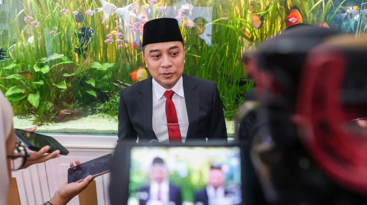 Wali Kota Eri Minta Pejabat Perempuan Kantongi Rida Suami Sebelum Mutasi