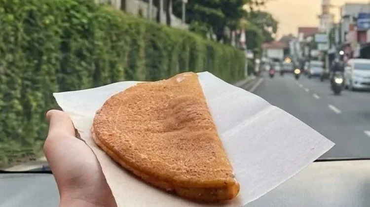 Viral! Crepes Jumbo Toping Melimpah Harga Mulai 4 Ribu