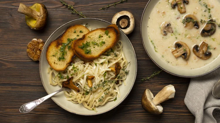 Mengenal Saus Jamur Carbonara, Hidangan Lezat dengan Sentuhan Umami Alami
