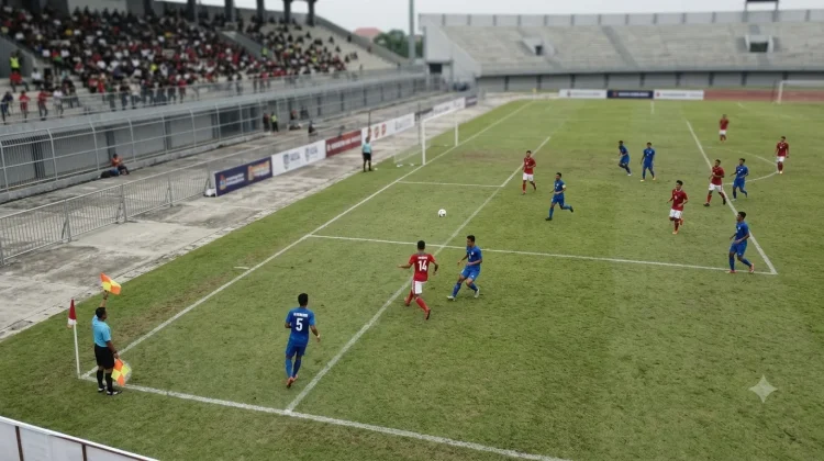 Offside dalam Sepak Bola: Aturan yang Paling Sering Diperdebatkan