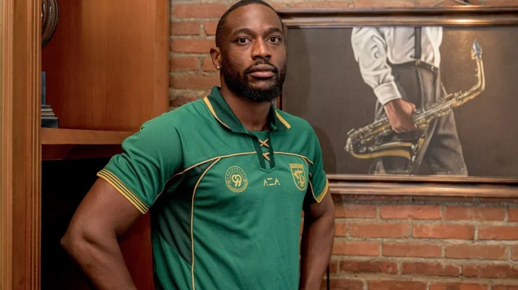 Persebaya Resmi Rekrut Yann Kevin Mabella Striker Timnas Kongo