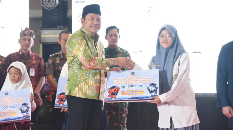 Pemkab Sidoarjo Luncurkan 4.000 Beasiswa, Tekan Putus Sekolah