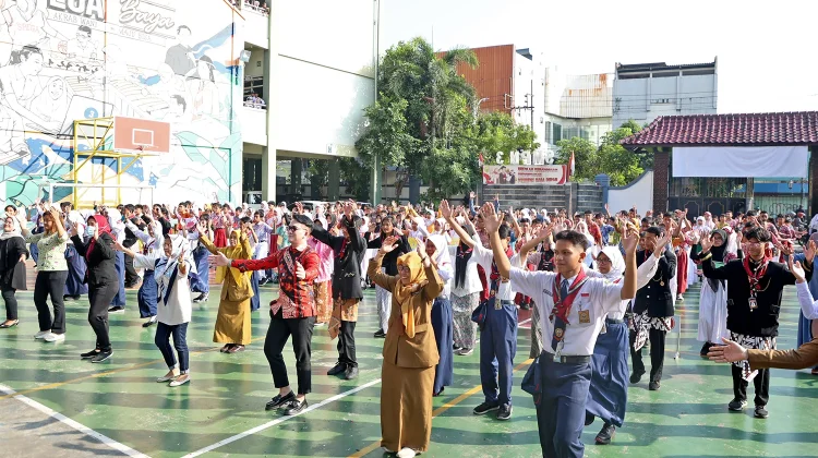 MPLS Surabaya Libatkan BNN hingga Cek Kesehatan Gratis untuk Siswa Baru