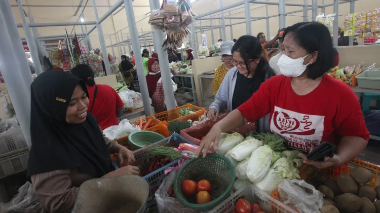 Pemkot Surabaya Revitalisasi 16 Pasar Tradisional, Anggarkan Rp20 Miliar