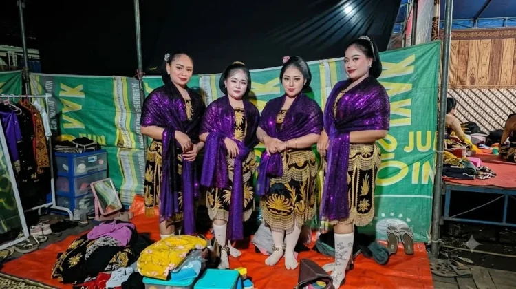 Pesona Penjaga Tradisi: Mengenal Grup Remo Putri Ludruk RRI Surabaya