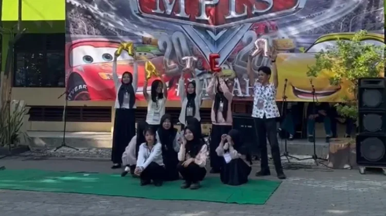 Selama MPLS, SMAN 9 Surabaya Dorong Siswa Baru Aktif Ikuti Ekstrakulikuler