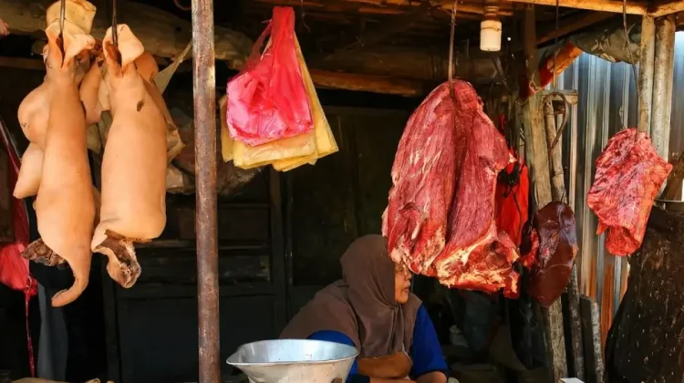 Harga Daging Naik, Pedagang Pasar Krian Ancam Mogok Berjualan