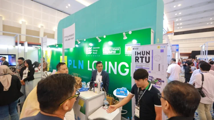 PLN UID Jatim Pamerkan Dua Inovasi Kelistrikan di Surabaya Electric Forum 2026