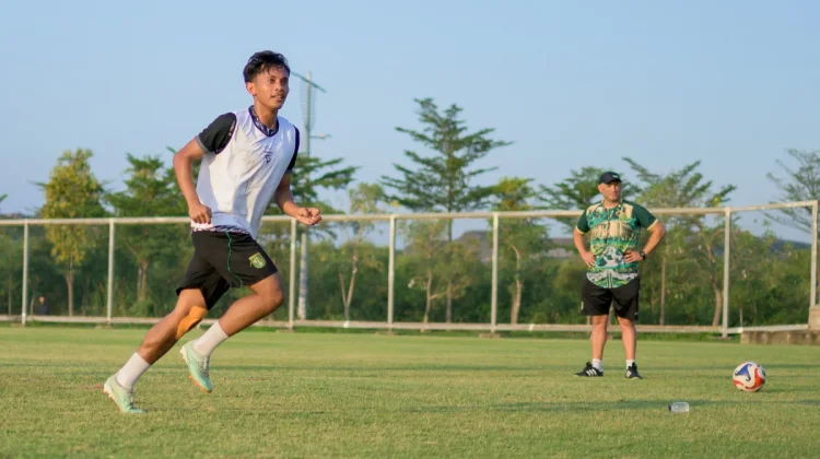 Ricky Pratama Ingin Persebaya Tunjukkan Hasil Latihan Lawan PSIS