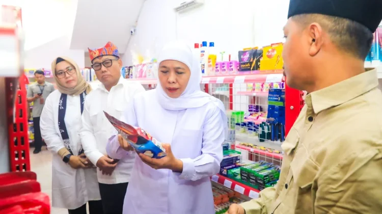 Gubernur Khofifah Tinjau KDKMP Tukangkayu Banyuwangi