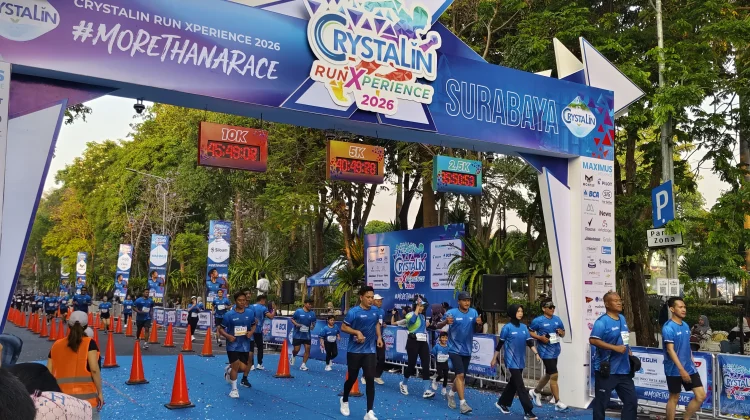 Sebanyak 3.500 Peserta Ramaikan Crystalin RunXperience 2026 di Surabaya