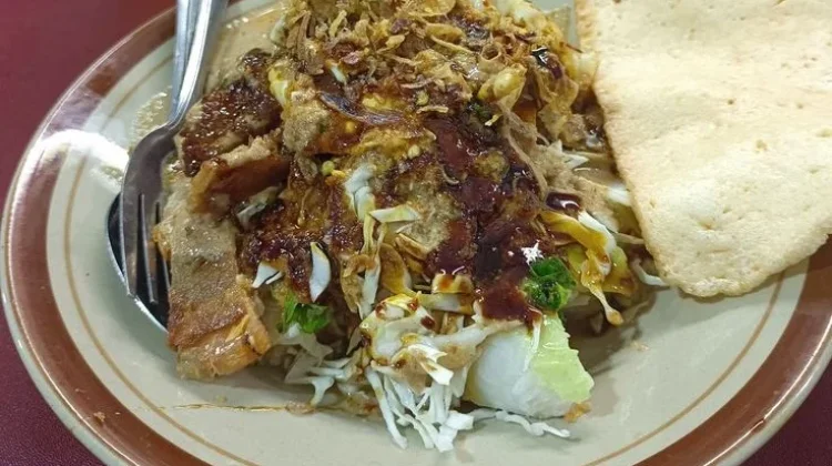 Tahu Gimbal Khas Semarang, Kuliner Dengan Perpaduan Rasa yang Sempurna