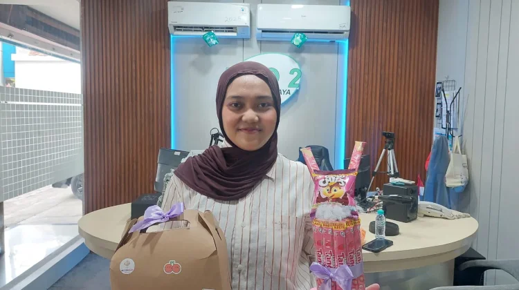 Siswi SMK Surabaya Kembangkan Heyybox.id dari Hobi Berkarya