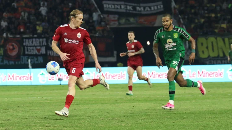 Gol Bunuh Diri Persija, Persebaya Raih Kemenangan Perdana di Piala Presiden 2026