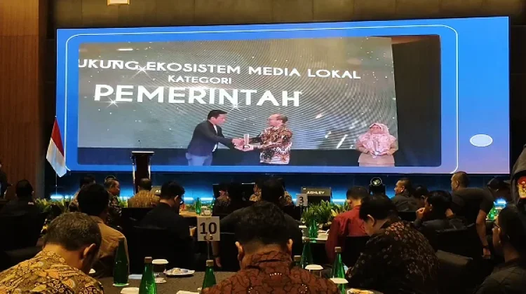 Menteri Ekraf Dorong Kolaborasi Media dan Industri Kreatif di Jatim Media Summit