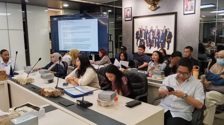 Rugi Miliaran, Peserta Arisan Meow Mengadu ke DPRD Surabaya