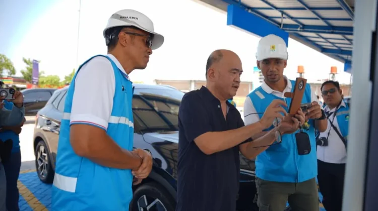 PLN Tambah SPKLU di Tol Solo–Ngawi dan Ponpes Temboro