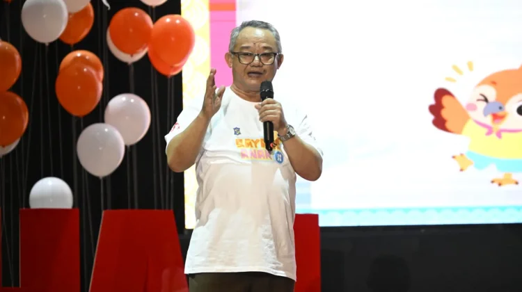 Mendikdasmen Abdul Mu'ti Ajak Anak Indonesia Berani Bermimpi di Puncak HAN 2026