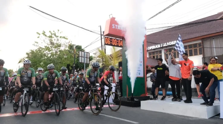 KAI Ngebel KOM 2026 Sukses Tarik 500 Cyclist dari Tujuh Negara