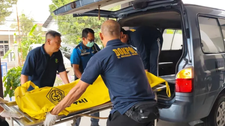 Lima Jenazah Korban KM Mutiara Sentosa Tiba di Rumah Sakit Bhayangkara