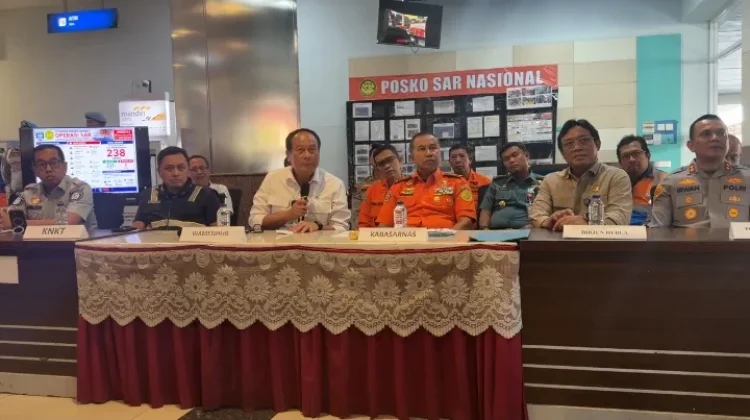 Wamenhub Pastikan Evakuasi KMP Mutiara Sentosa II Seluruhnya Rampung