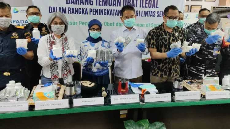 BPOM Surabaya Musnahkan 97.676 Tablet Obat Ilegal Senilai Rp540 Juta