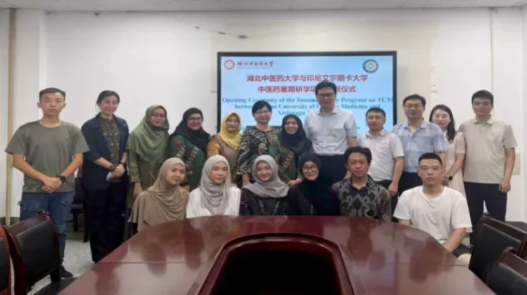 Prodi Pengobat Tradisional Unair Lakukan Kunjungan ke Tiongkok