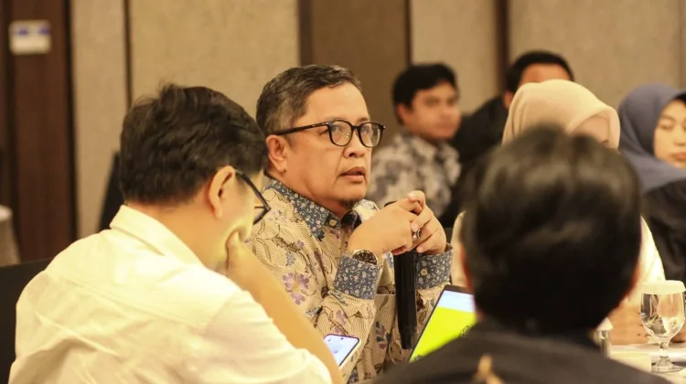 Akademisi ITPLN: Target PLTS 100 GW Perlu Dilakukan Bertahap