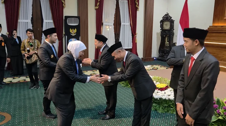 Gubernur Khofifah Lantik Pimpinan Baznas Jatim Periode 2026-2031